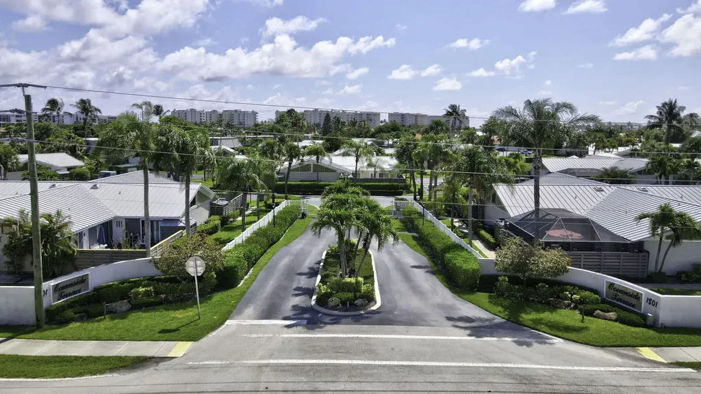1801 S Us Highway 1 Jupiter FL 33477