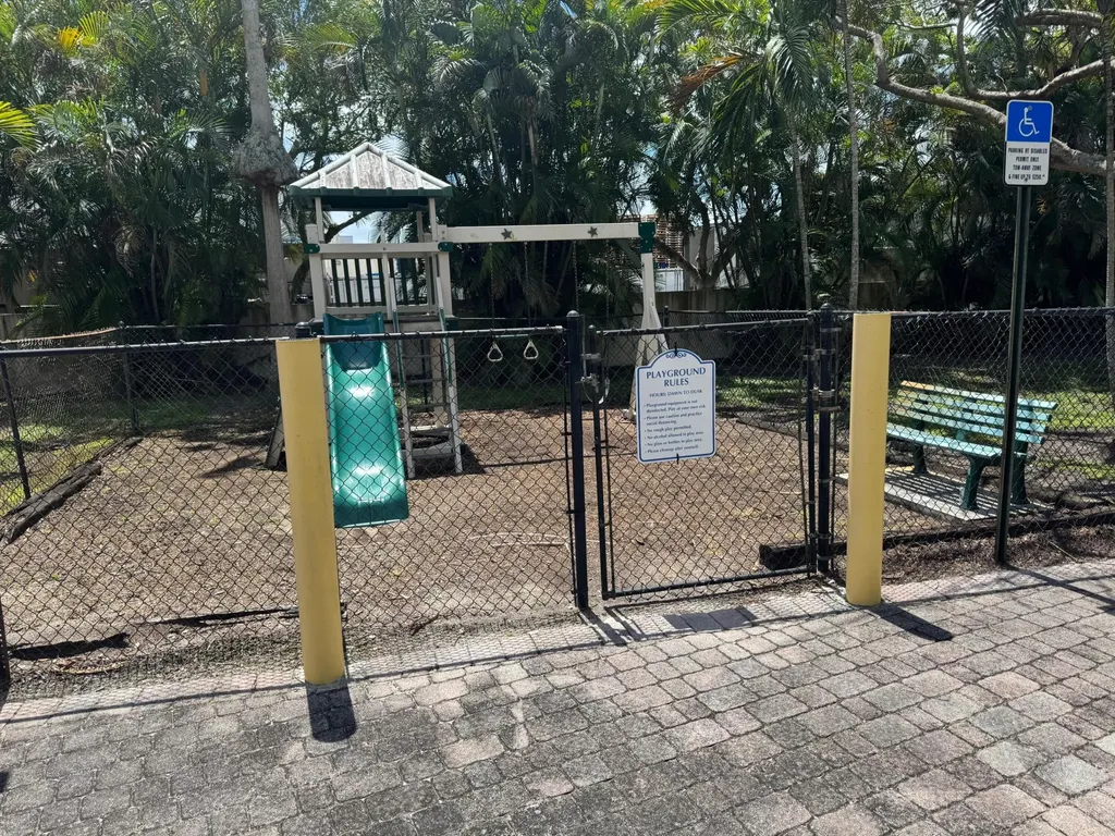 6639 Hidden Cove Drive Davie FL 33314