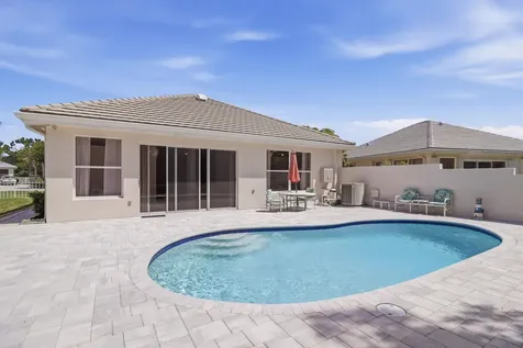 7756 SE Bay Cedar Circle Hobe Sound FL 33455