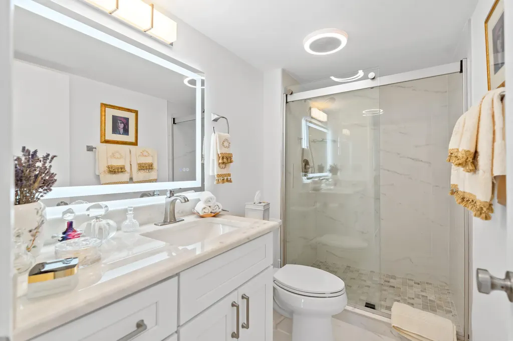 23200 Camino Del Mar Boca Raton FL 33433