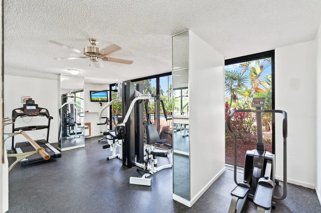 23200 Camino Del Mar Boca Raton FL 33433