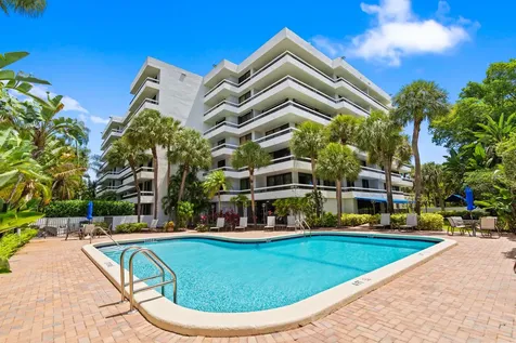 23200 Camino Del Mar Boca Raton FL 33433