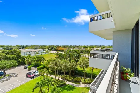 23200 Camino Del Mar Boca Raton FL 33433