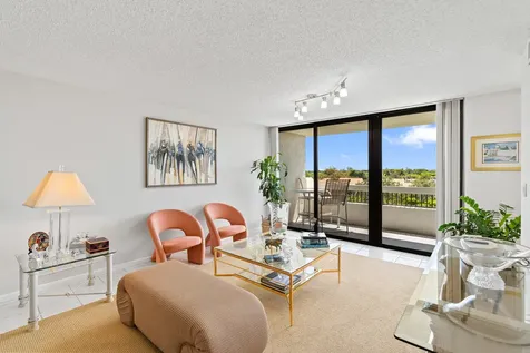 23200 Camino Del Mar Boca Raton FL 33433