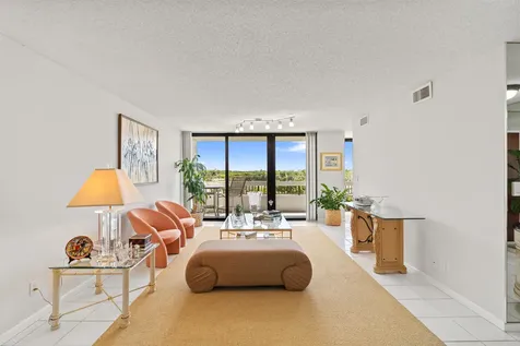 23200 Camino Del Mar Boca Raton FL 33433