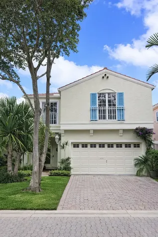 49 Vía Verona Palm Beach Gardens FL 33418
