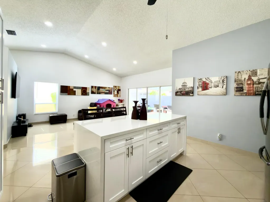 10189 Balsa Way Palm Beach Gardens FL 33410