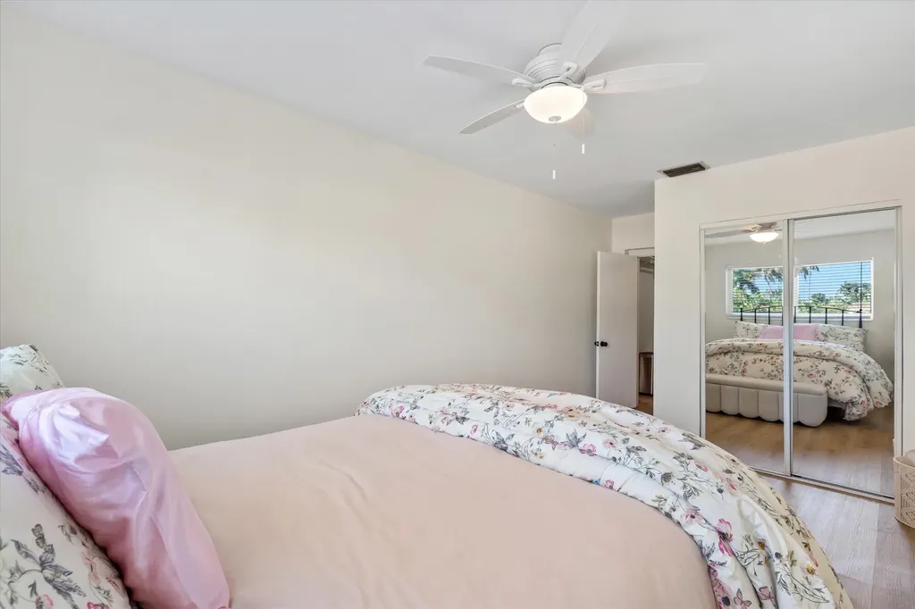 4921 NE 23rd Avenue Lighthouse Point FL 33064