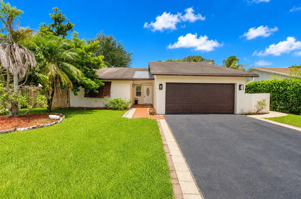 9510 Affirmed Lane Boca Raton FL 33496