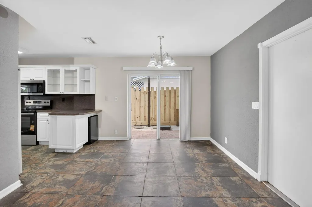 9510 Affirmed Lane Boca Raton FL 33496
