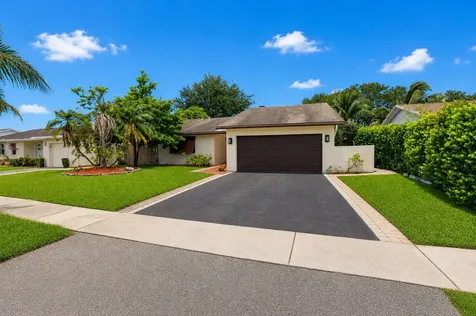9510 Affirmed Lane Boca Raton FL 33496