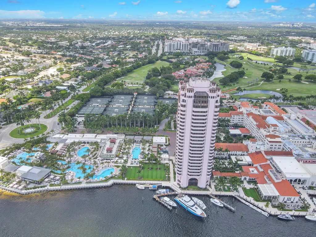 901 E Camino Real Boca Raton FL 33432