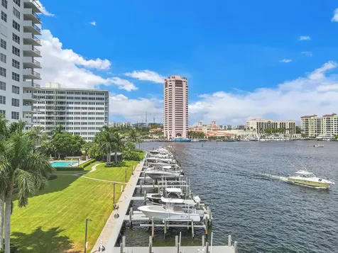 901 E Camino Real Boca Raton FL 33432