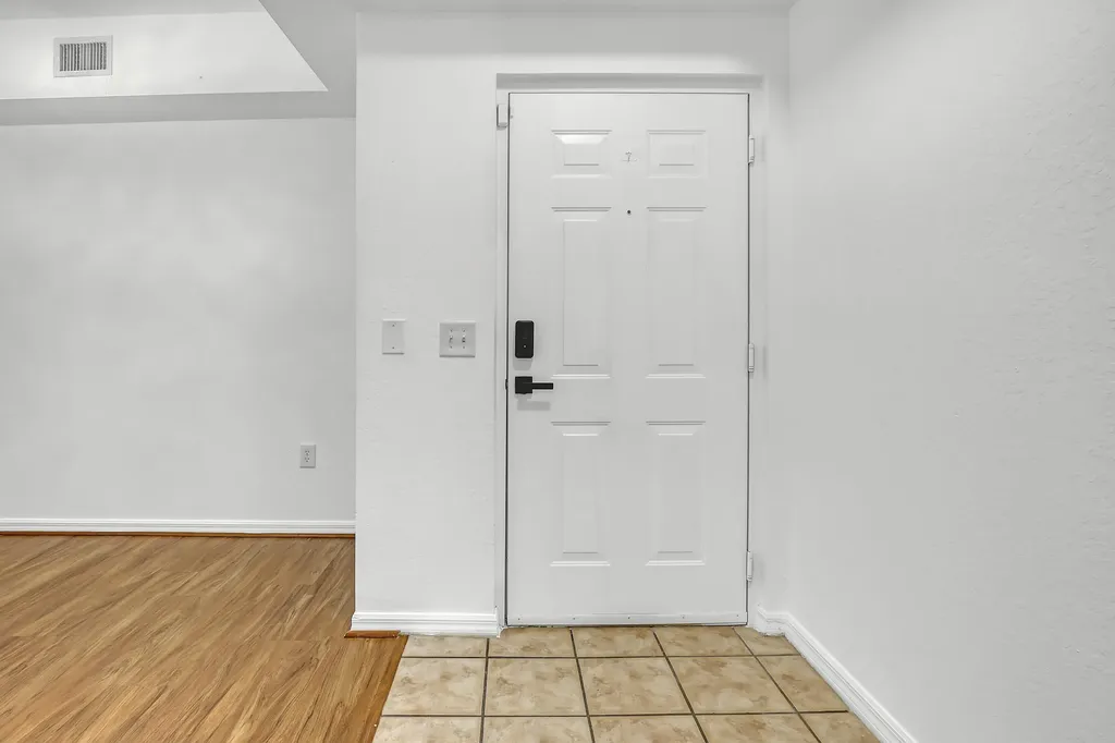340 Crestwood Circle Royal Palm Beach FL 33411