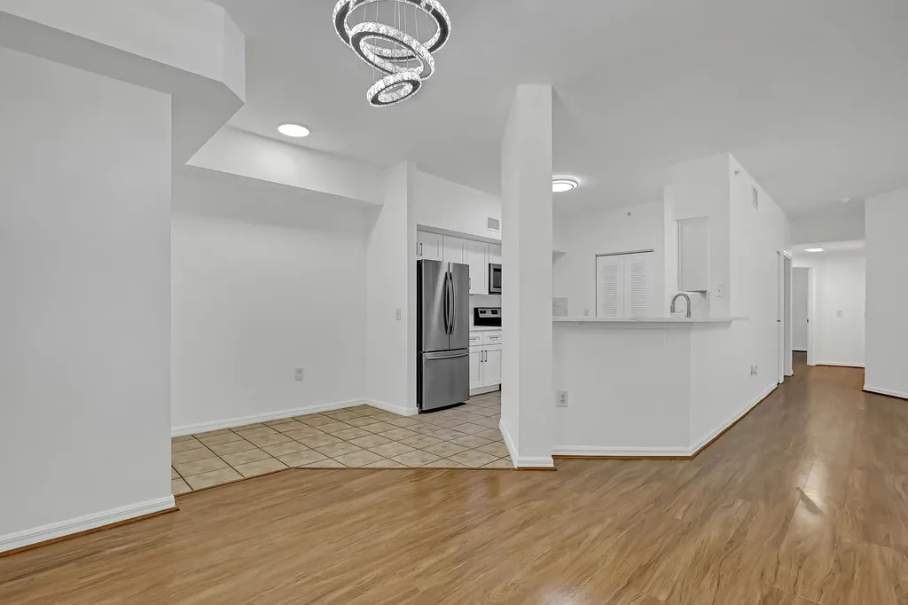 340 Crestwood Circle Royal Palm Beach FL 33411