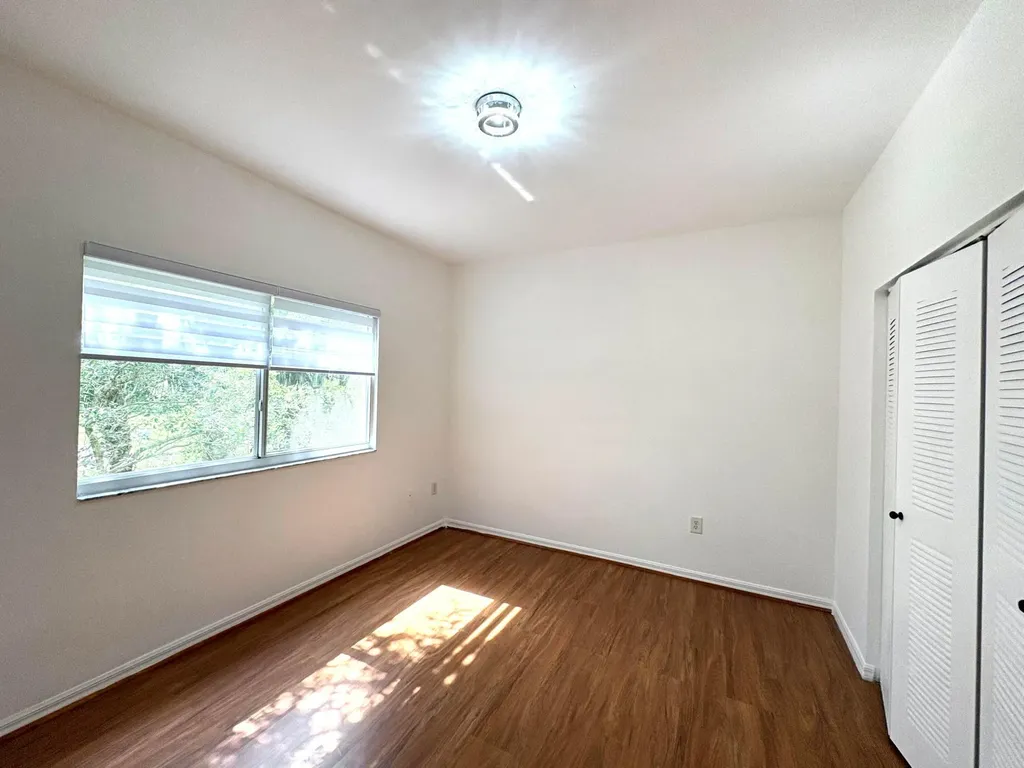 340 Crestwood Circle Royal Palm Beach FL 33411