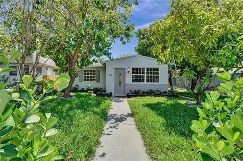2422 Sherman Street Hollywood FL 33020