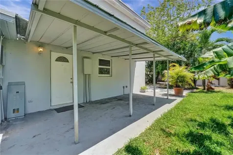 2422 Sherman Street Hollywood FL 33020
