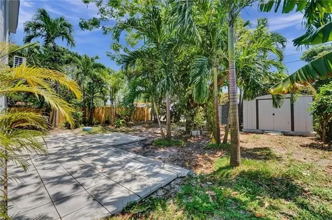 2422 Sherman Street Hollywood FL 33020