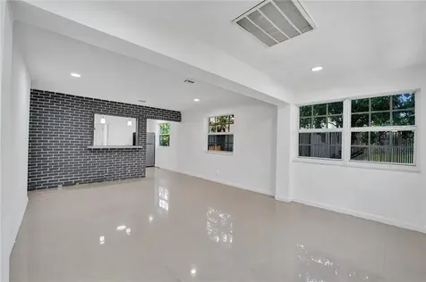 2422 Sherman Street Hollywood FL 33020