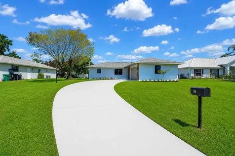 794 SE Albatross Avenue Port St Lucie FL 34983