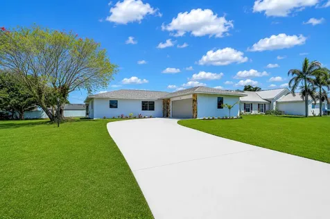 794 SE Albatross Avenue Port St Lucie FL 34983
