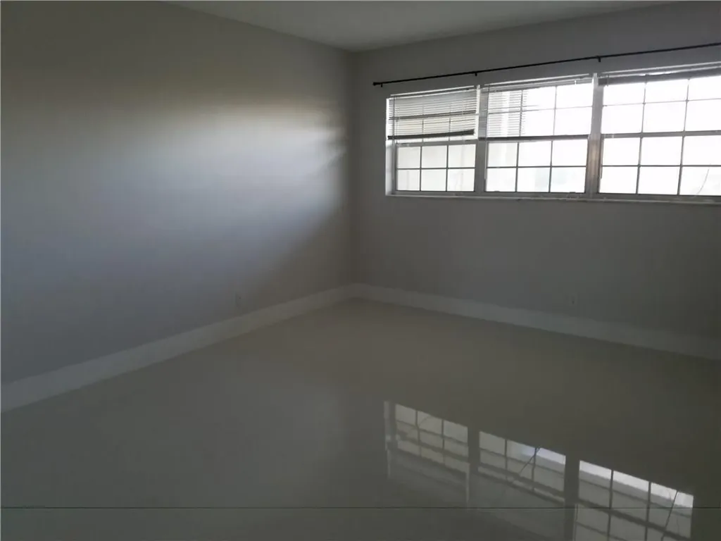 3150 N Course Lane Pompano Beach FL 33069