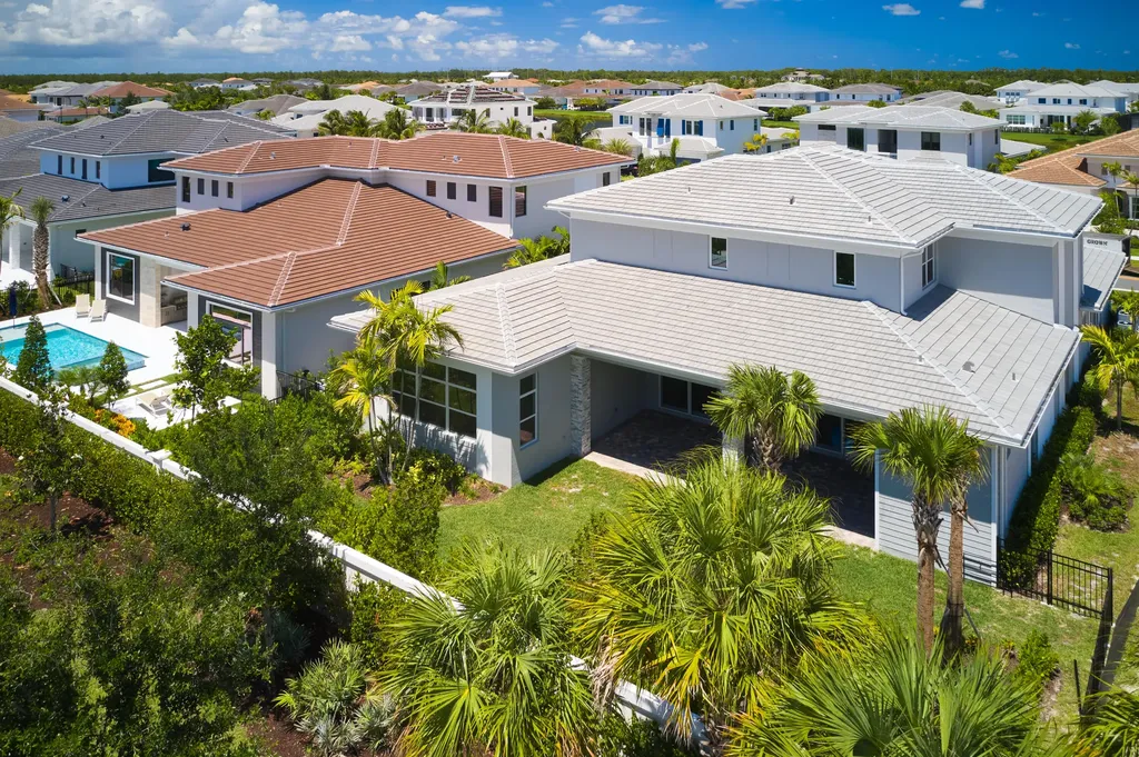 9124 Coral Isle Circle Palm Beach Gardens FL 33412
