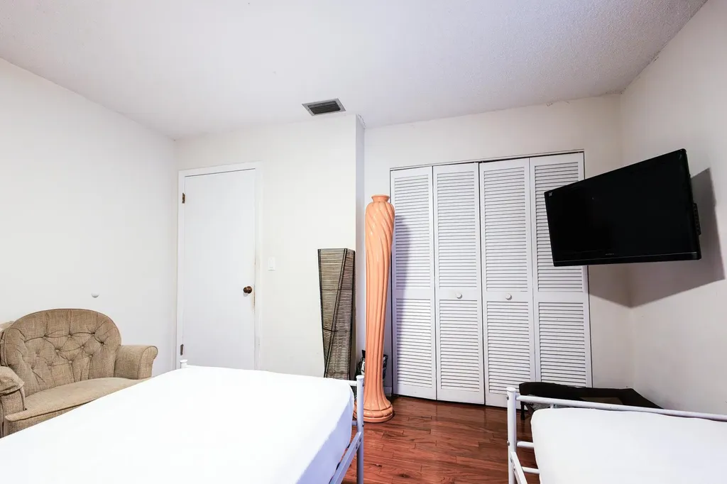 3097 Dolphin Drive Delray Beach FL 33445