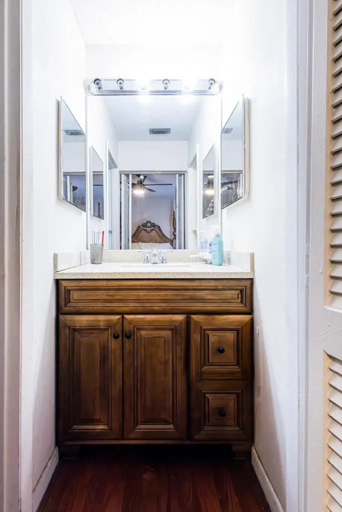 3097 Dolphin Drive Delray Beach FL 33445