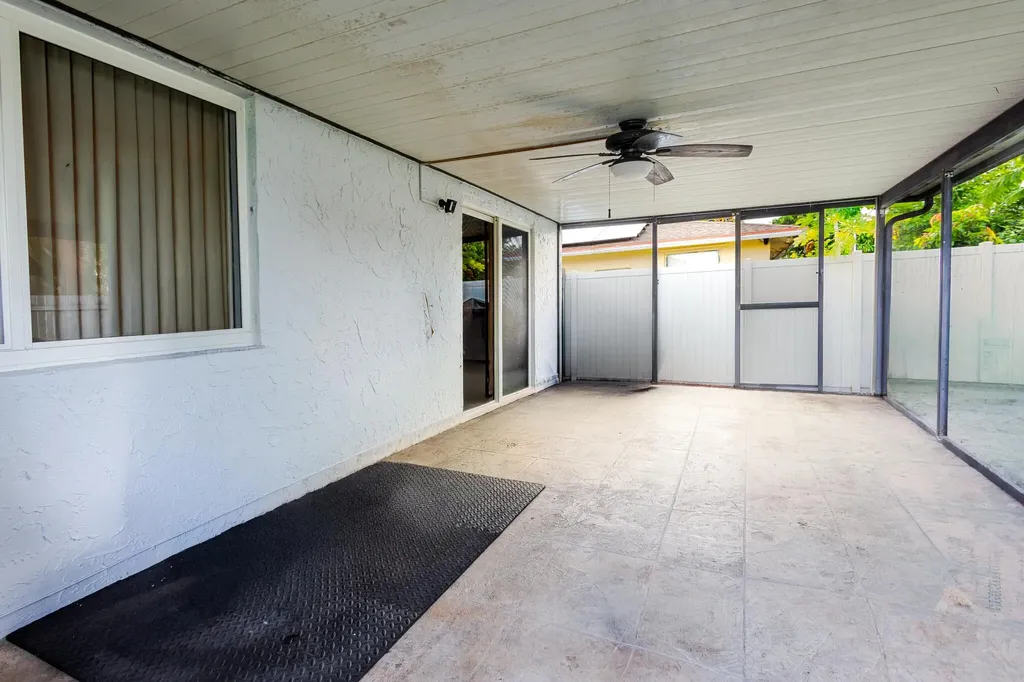 3097 Dolphin Drive Delray Beach FL 33445