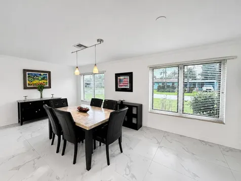 301 NW 26th Court Wilton Manors FL 33311