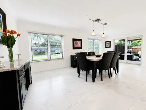 301 NW 26th Court Wilton Manors FL 33311