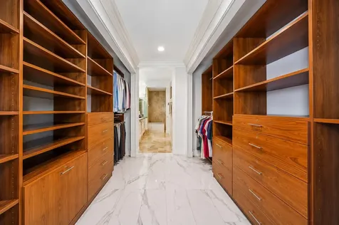 301 NW 26th Court Wilton Manors FL 33311