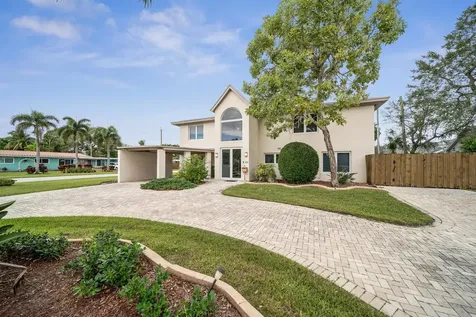301 NW 26th Court Wilton Manors FL 33311