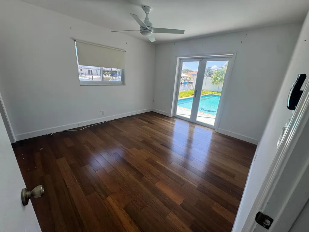 2800 NE 57th Court Fort Lauderdale FL 33308