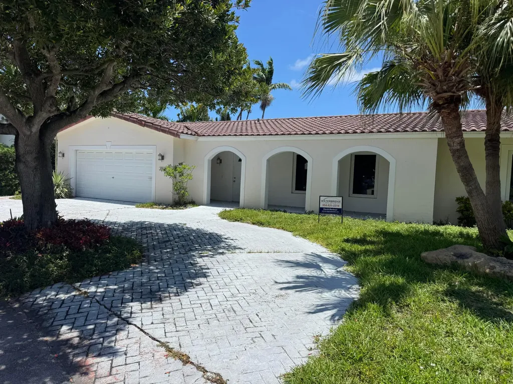 2800 NE 57th Court Fort Lauderdale FL 33308