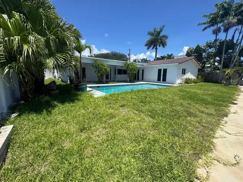 2800 NE 57th Court Fort Lauderdale FL 33308