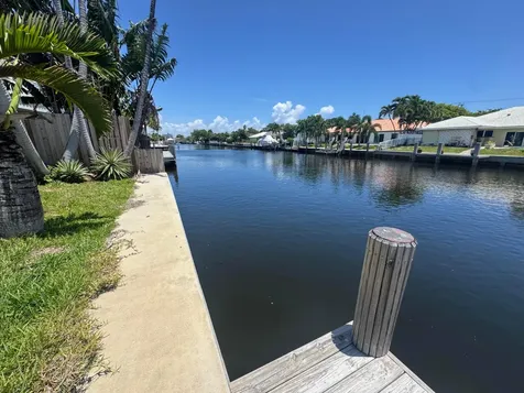 2800 NE 57th Court Fort Lauderdale FL 33308
