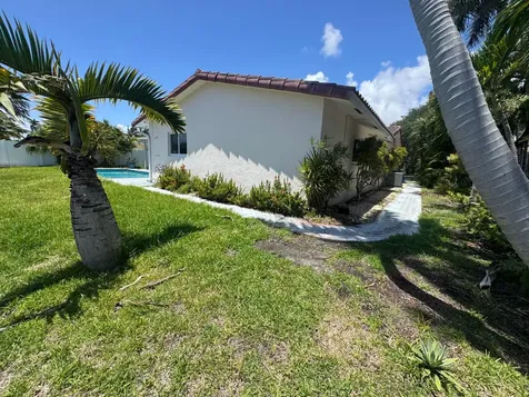 2800 NE 57th Court Fort Lauderdale FL 33308