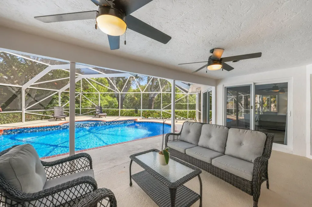 6365 Rock Creek Drive Lake Worth FL 33467