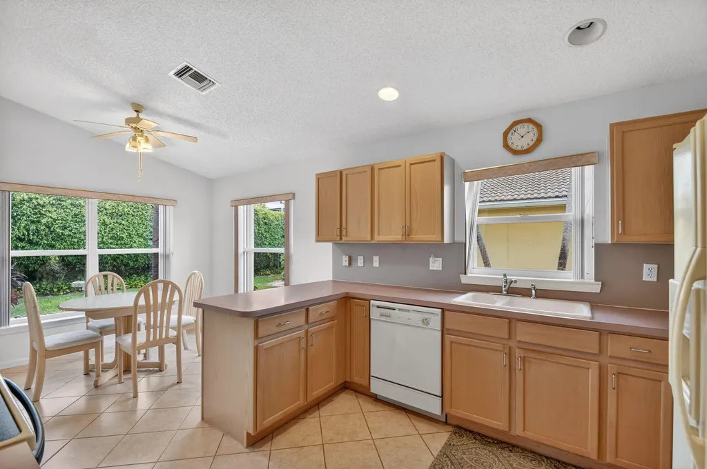 8171 Palm Gate Drive Boynton Beach FL 33436