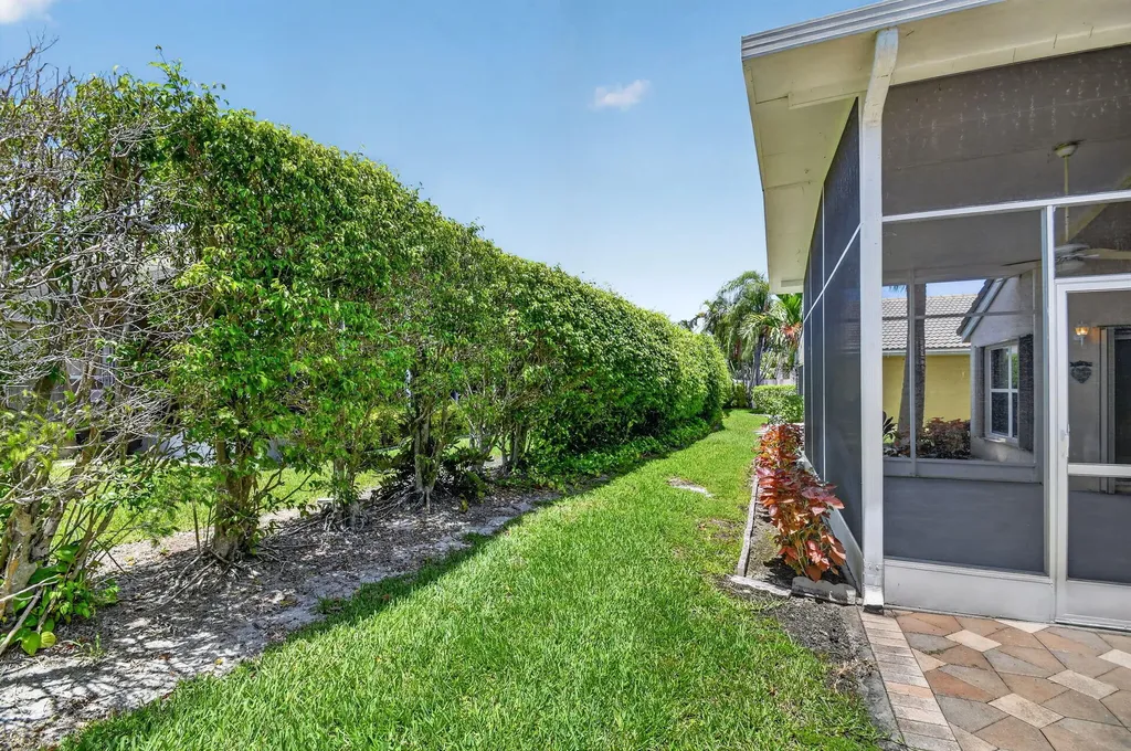 8171 Palm Gate Drive Boynton Beach FL 33436
