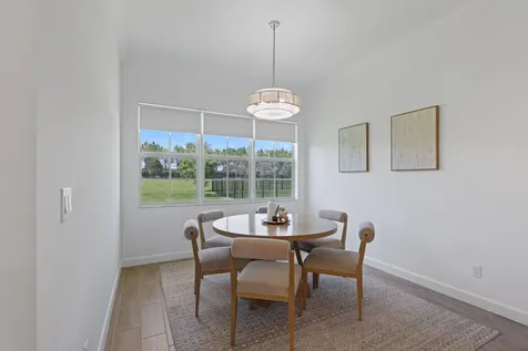 660 Hookline Circle Loxahatchee FL 33470