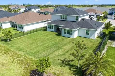 660 Hookline Circle Loxahatchee FL 33470