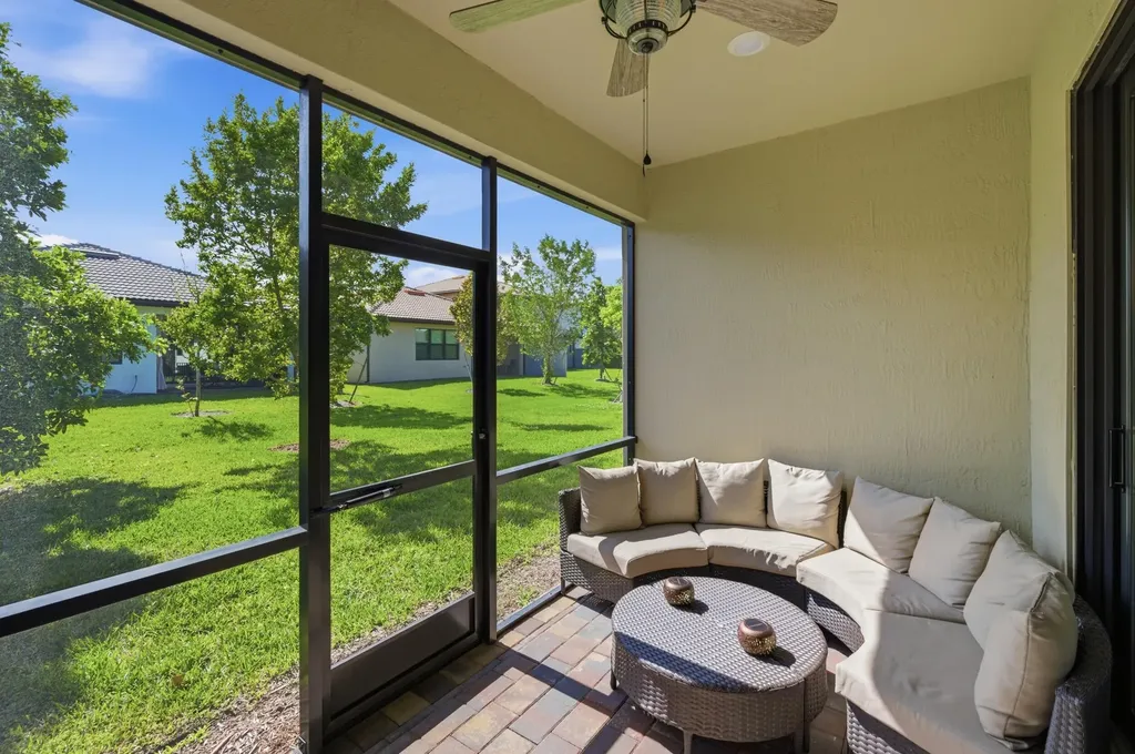 4763 Roldan Court Lake Worth FL 33467