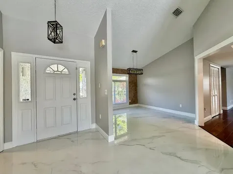 6325 6th Street Vero Beach FL 32968