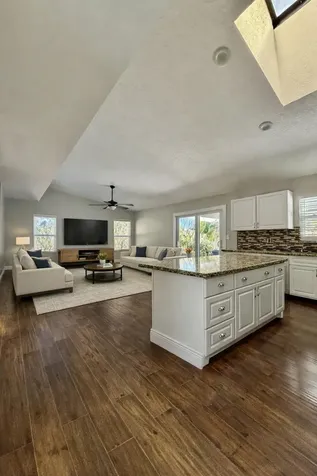 6325 6th Street Vero Beach FL 32968