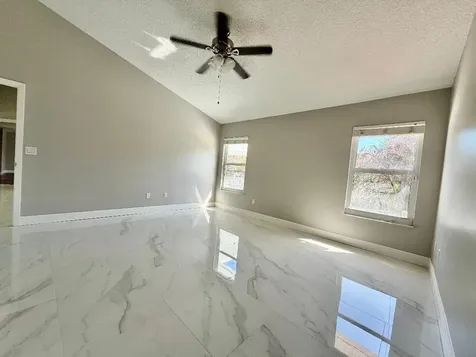 6325 6th Street Vero Beach FL 32968