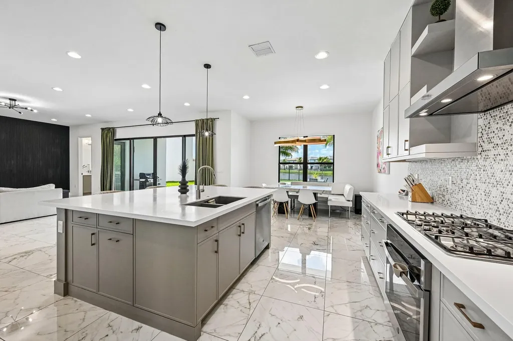 8116 Laurel Falls Drive Boca Raton FL 33496